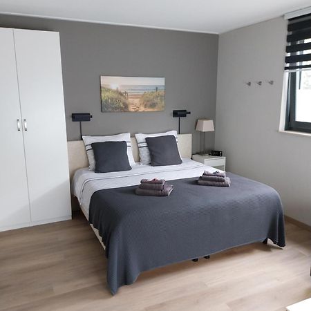 Elvis Presley Private Studio With Kitchen And Airconditioning Goes Bagian luar foto