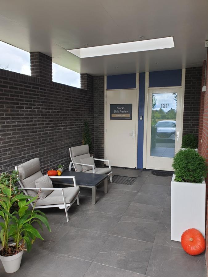 Elvis Presley Private Studio With Kitchen And Airconditioning Goes Bagian luar foto